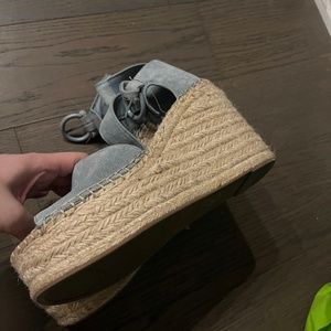 Espadrilles